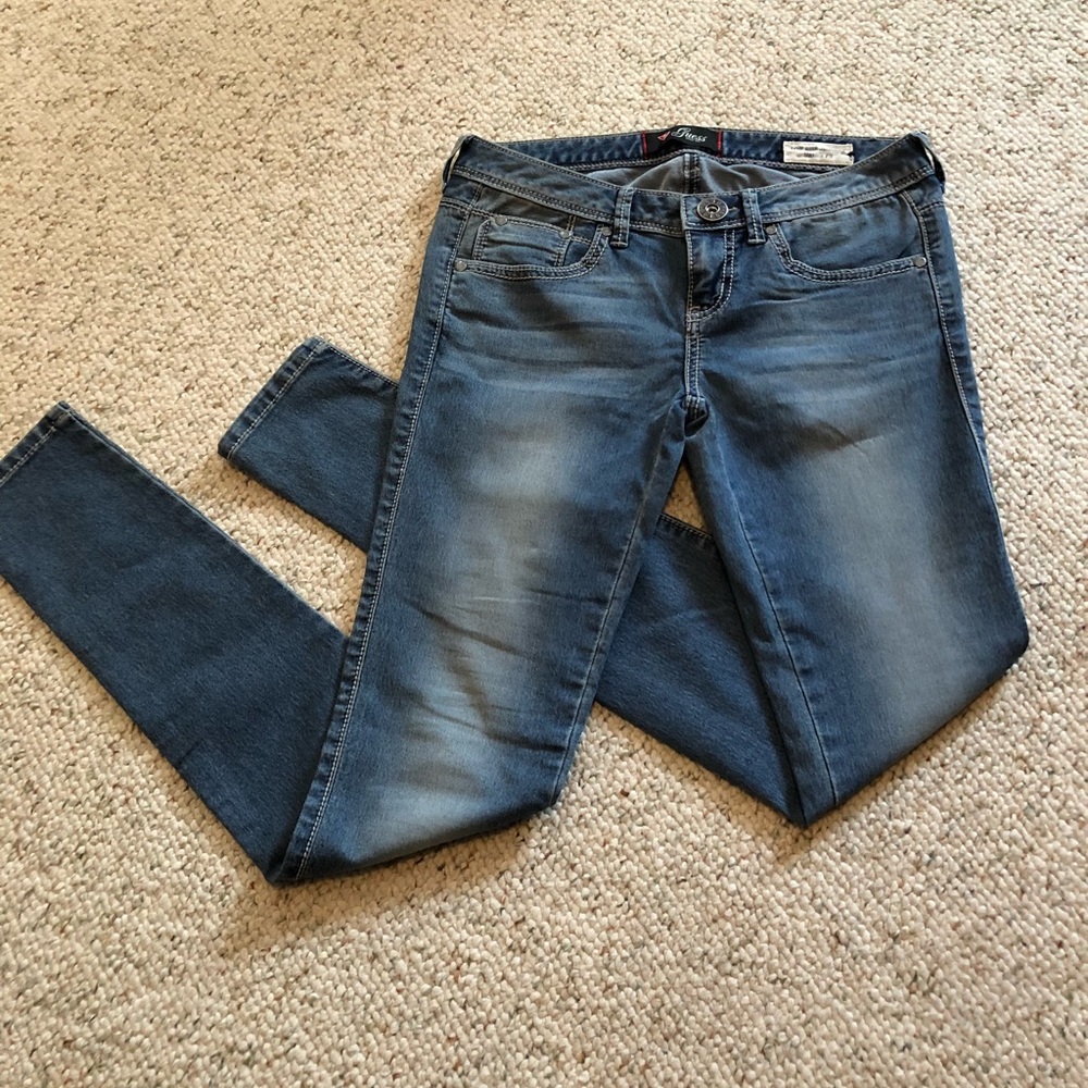 Guess Lowrise Jeggings Jeans